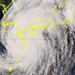 Supertajfun Nanmadol uderzył w Japonię. 200 tys. domów bez prądu
