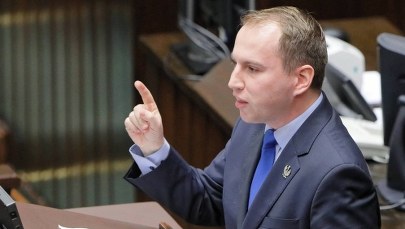 "Superwizjer": Andruszkiewicz fałszował podpisy? Obciążają go zeznania