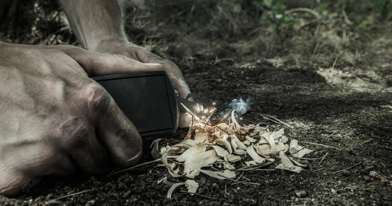 Survival Belt to narzędzie, które faktycznie przydaje się w terenie /materiały prasowe