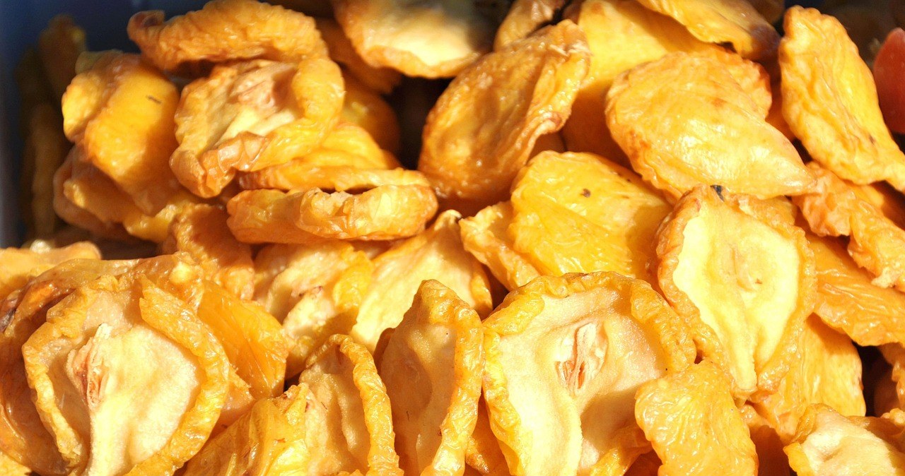 Сушені фрукти є цінним джерелом калію, магнію, заліза та кальцію. Приготуйте з них ароматний та корисний компот /pixabay.com