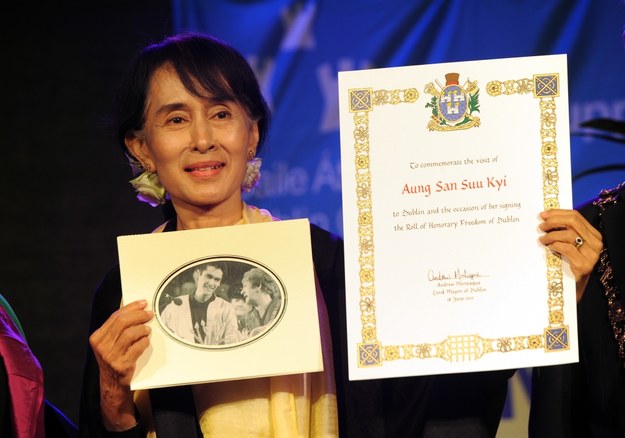 Suu Kyi jest krytykowana za bezczynność w obliczu prześladowań Rohingjów /KIM HAUGHTON /PAP/EPA