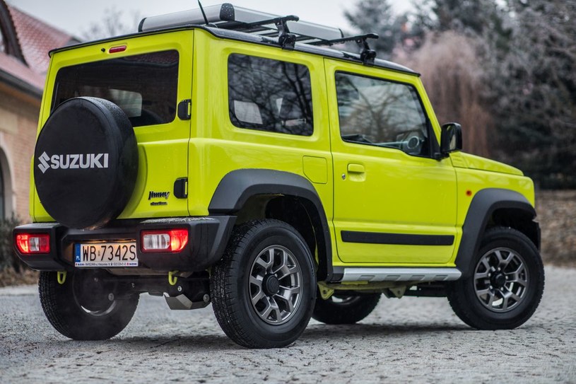 Suzuki Jimny w starym stylu Motoryzacja w INTERIA.PL