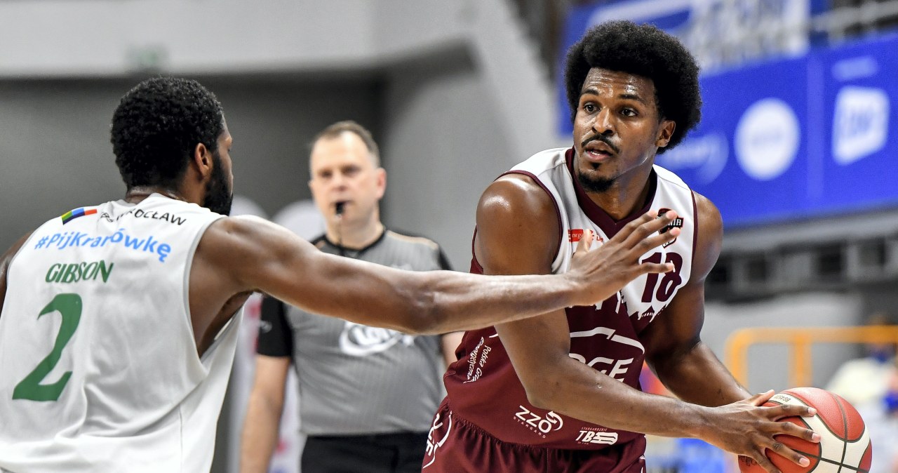 Suzuki Puchar Polski koszykarzy: Historyczny awans Spójni do finału