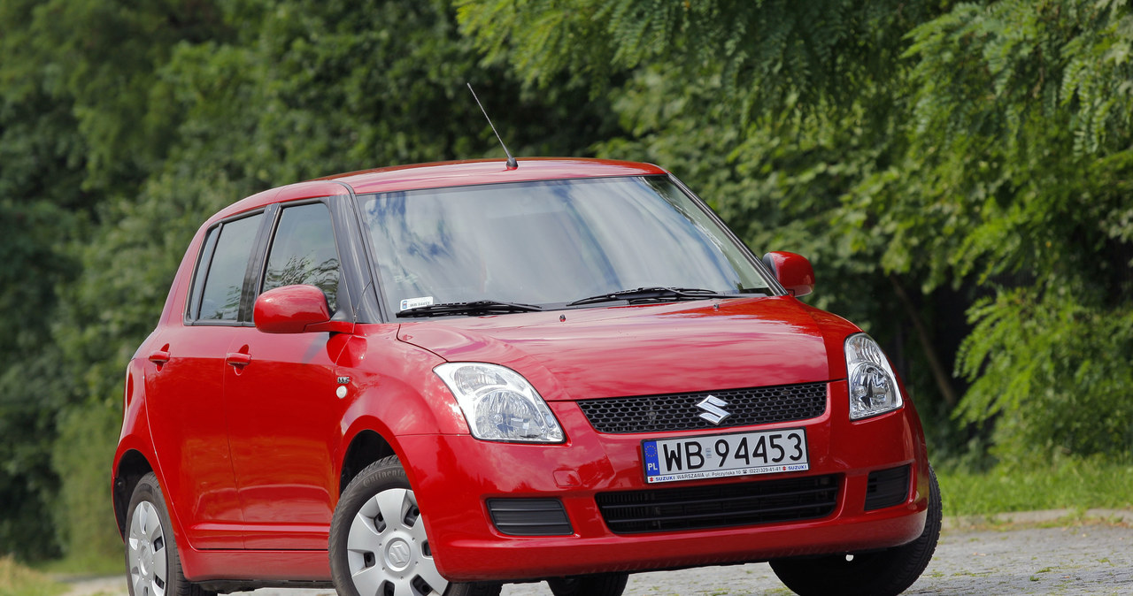 Suzuki Swift /Auto Moto