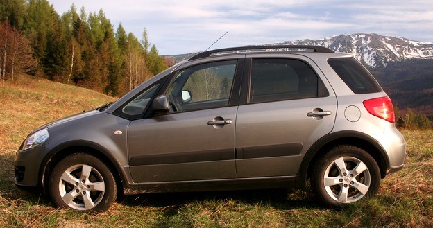 Suzuki SX4 /INTERIA.PL