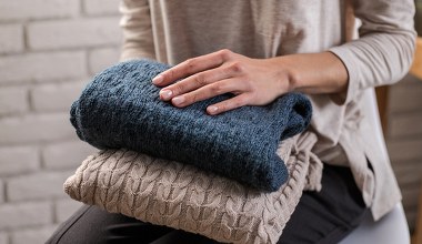 Sweter w tym odcieniu podkręci każdą stylizację. Będziesz wyglądać, jak z katalogu mody