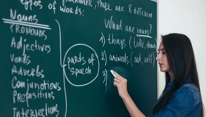 Świadczenie dla nauczycieli. Spada liczba uprawnionych, rośnie wysokość