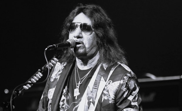 Świat muzyki w żałobie. Nie żyje kolejna legenda