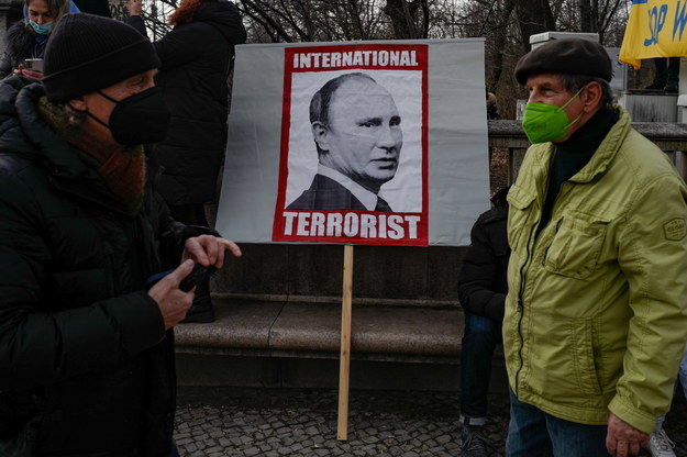 Świat protestuje przeciwko inwazji Rosji na Ukrainę /FILIP SINGER /PAP
