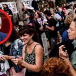 "Świąteczna atmosfera" we Francji. Po upadku rządu Bayrou