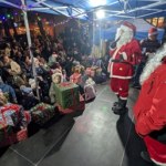 Mikołajki Świąteczna magia w Mikołajkach. Spotkaj Mikołaja i zgarnij prezenty od RMF FM!