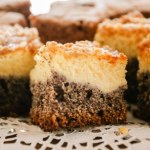 Świąteczne ciasto 2 w 1 z chrupiącą kruszonką. Jedna blacha to za mało