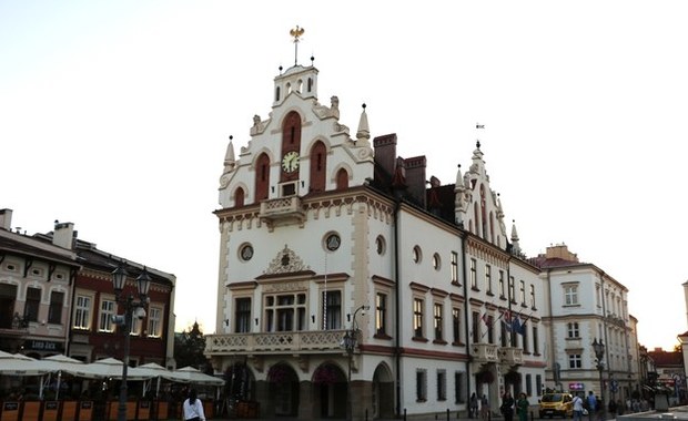 Świąteczne dekoracje na ulicach Rzeszowa. W tym roku będzie ich więcej 