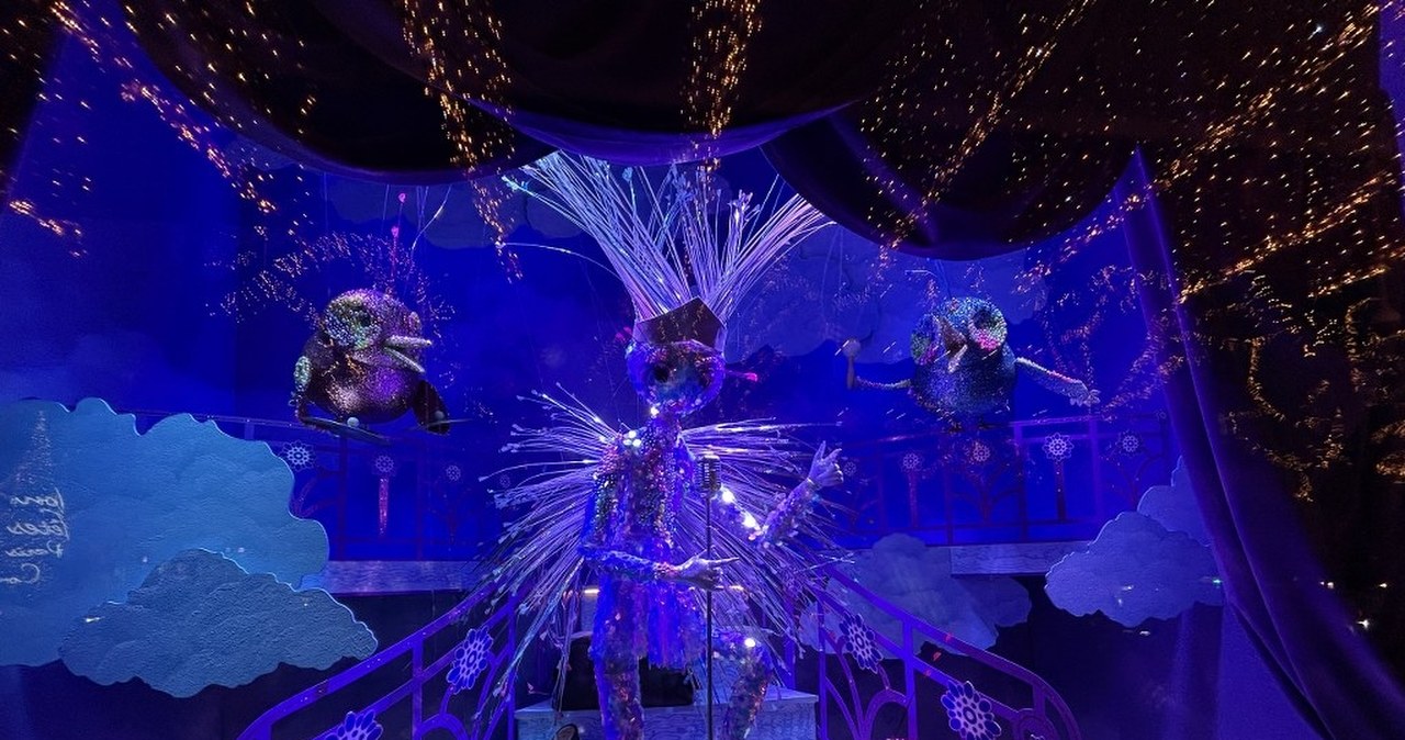 Świąteczne witryny paryskiego domu towarowego Galeries Lafayette