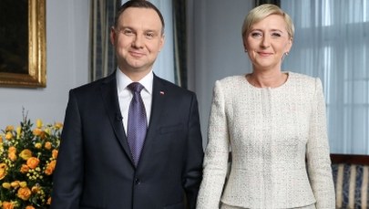 Świąteczne życzenia prezydenckiej pary. "Życzymy, aby ten czas umocnił więzi w naszych domach"