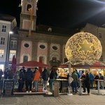 Świąteczny jarmark w Innsbrucku przyciąga nie tylko turystów