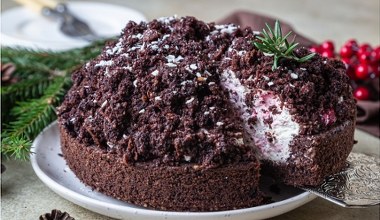 Świąteczny Kopiec Kreta. Puszysta i lekka propozycja zamiast makowców i serników