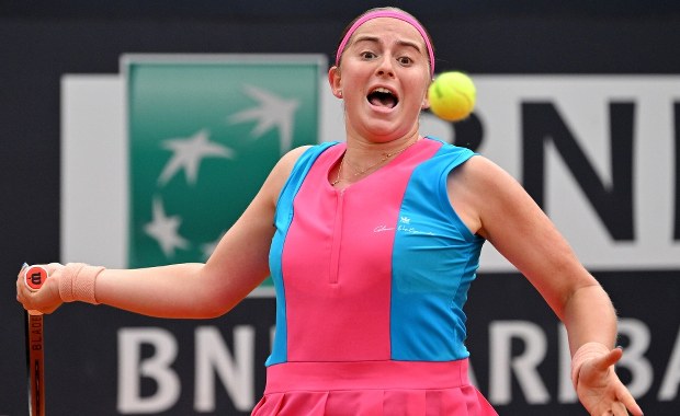 Świątek czy Rybakina? Ostapenko czeka na rywalkę w półfinale