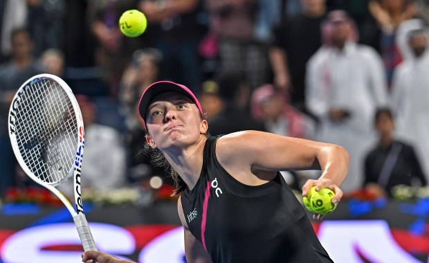 Świątek przegrała z Kalinską w półfinale turnieju w Dubaju