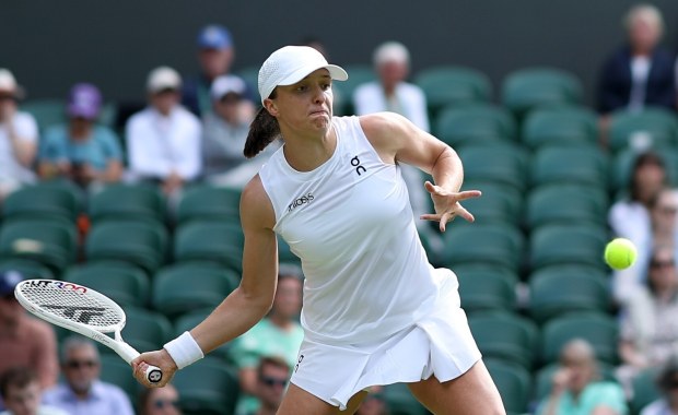 Świątek znów pokazała moc! Polka w kolejnej rundzie Wimbledonu 