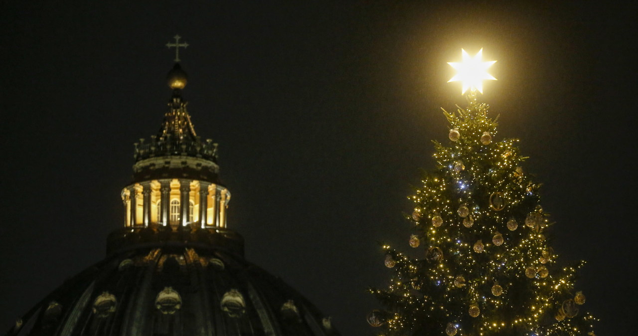 Światełka na choince w Watykanie 