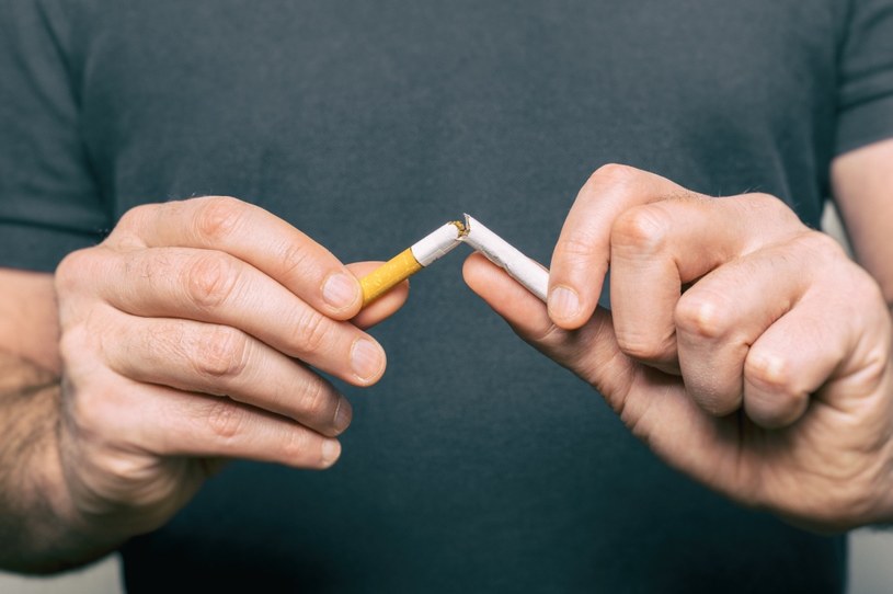 Światowa Organizacja Zdrowia szacuje, że na całym świecie około 1,3 mld osób jest uzależnionych od nikotyny /123RF/PICSEL