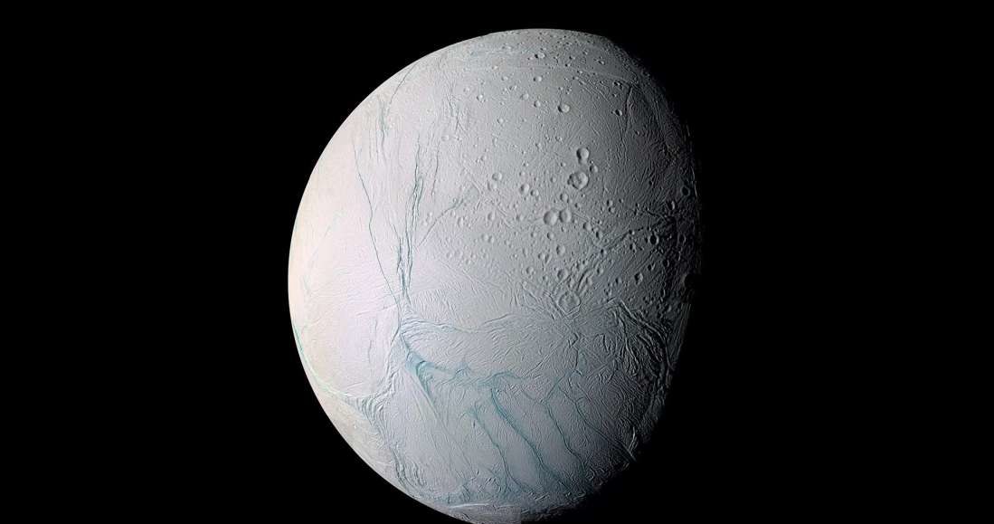 Światy takie jak Enceladus są wypełnione Lodem VII /NASA