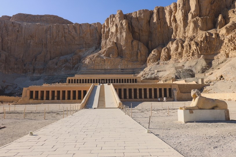 Świątynia Hatszepsut w Deir el Bahari /daveprimov /123RF/PICSEL