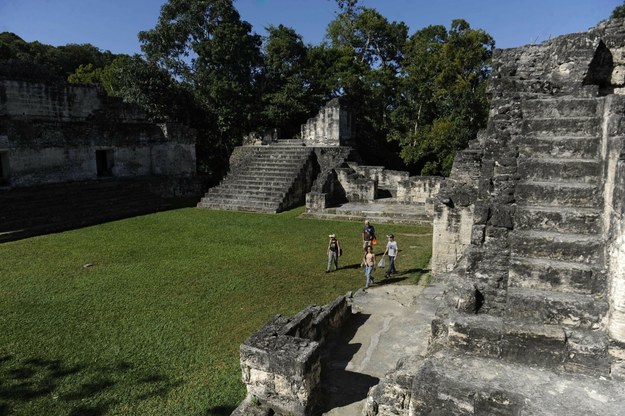 Świątynia Majów Tikal w Gwatemali na zdjęciu ilustracyjnym /Johan ORDONEZ /East News/AFP