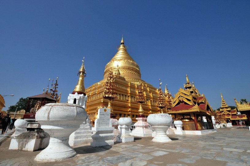 Świątynie Birmy to kwintesencja przepychu i buddyjskiej tajemniczości /123RF/PICSEL