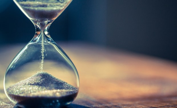 ​Świece, klepsydry, wahadła. Historia mierzenia czasu