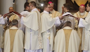 Święcenia biskupów