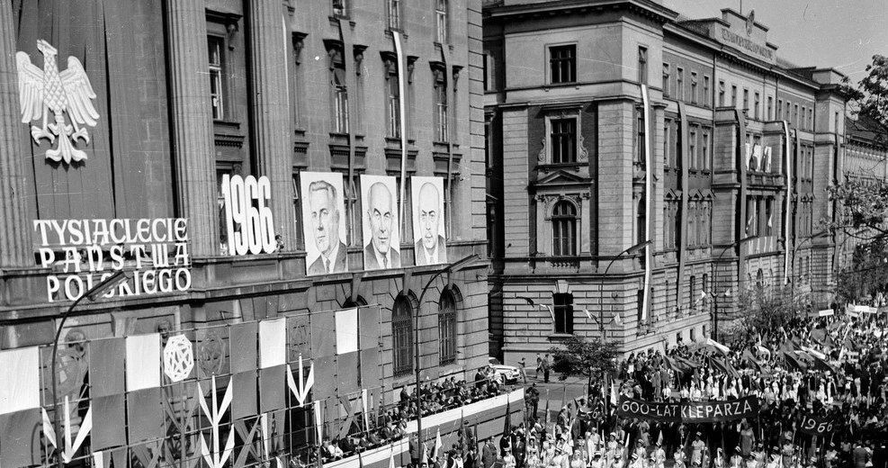 Świeckie obchody Tysiąclecia Państwa Polskiego w Krakowie /Warmiński /East News