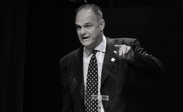 "Święta ręka" nie żyje. Świat koszykówki żegna wybitnego zawodnika