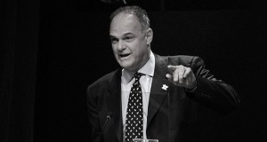 "Święta ręka" nie żyje. Świat koszykówki żegna wybitnego zawodnika