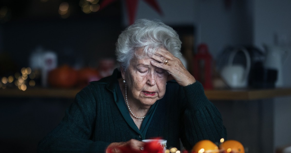 Święta są wyjątkowo trudnym czasem dla osób, które są samotne - podkreśla psychiatra /123RF/PICSEL