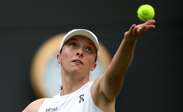 Świetna gra Igi Świątek. Polka w kolejnej rundzie Wimbledonu