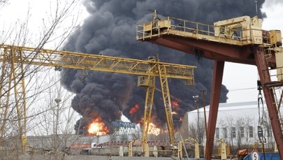 Święto jednostki, która niszczy potencjał gospodarczy Rosji