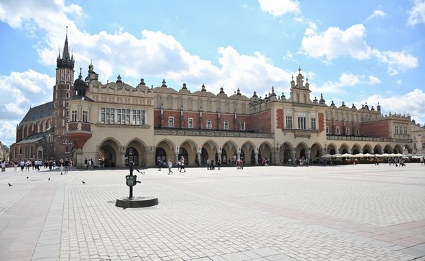 ​Święto krakowskich Sukiennic. Poznaj najstarsze centrum handlowe w Polsce