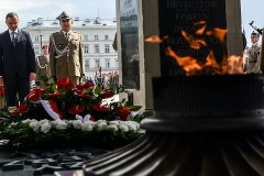 Święto Wojska Polskiego. Prezydent odsłonił tablicę upamiętniającą Żołnierzy Wyklętych