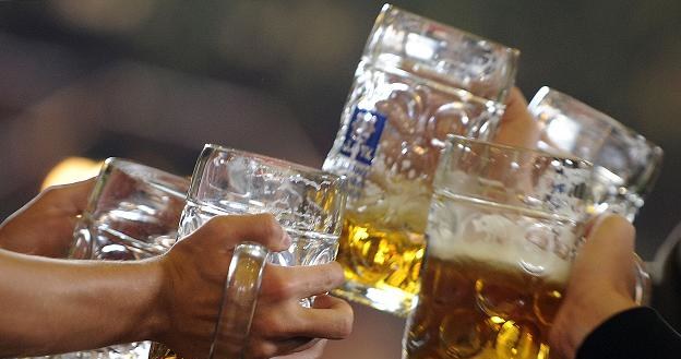 Świętojańskiego piwa nie można kupić w sklepach /AFP