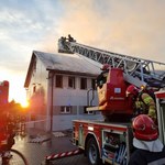 Świętokrzyskie: Pożar hali remontowej w Bodzentynie