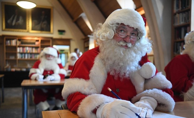 Święty Mikołaj już pakuje prezenty. Kto najczęściej pisze do niego listy? 
