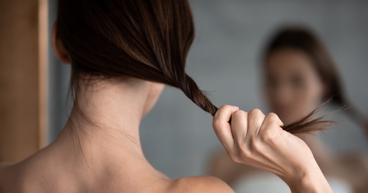 Świeże i zdrowe włosy uzyskane po zabiegu infuzji tlenowej skóry głowy /123RF/PICSEL