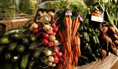 Świeże warzywa są świetną przekąską /AFP