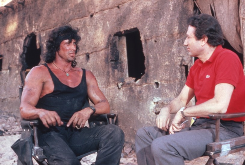 Sylvester Stallone i Michel Drucker na planie "Rambo III" w Izraelu /Roland NEVEU/Gamma-Rapho /Getty Images