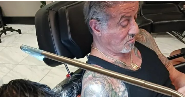 Sylvester Stallone ma nowy tatuaż /Facebook