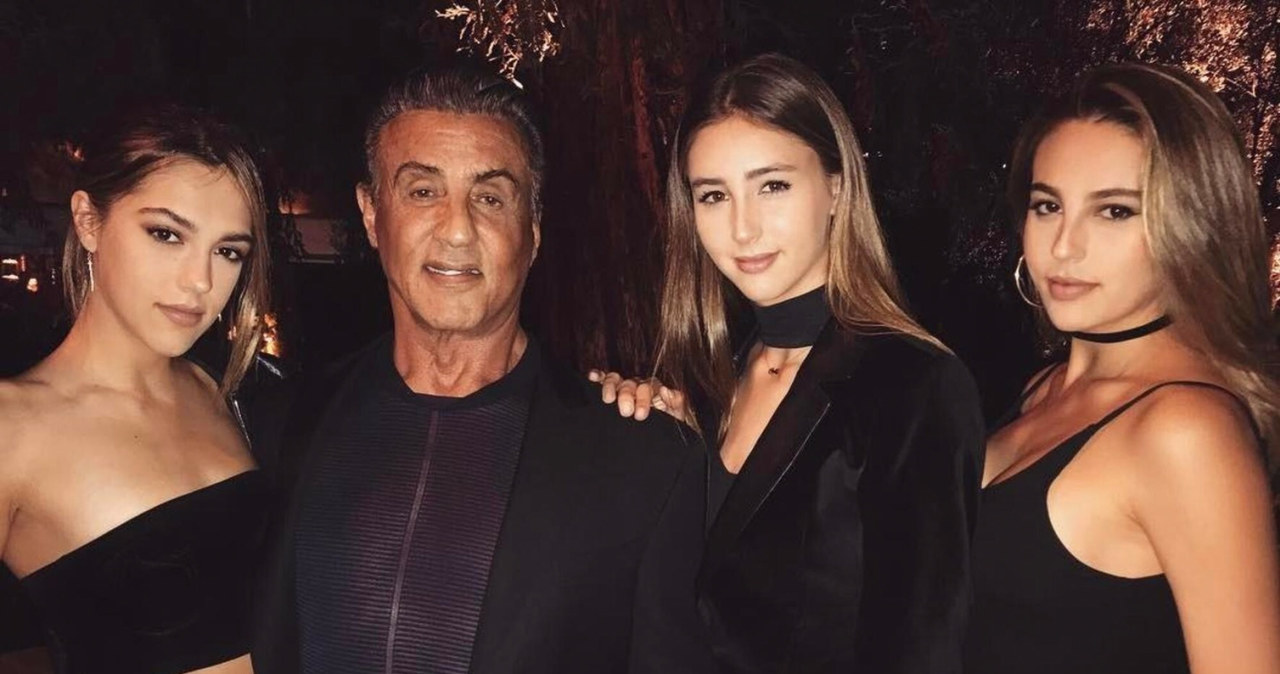 Sylvester Stallone z córkami w 2017 roku /FaceToFace/REPORTER /East News