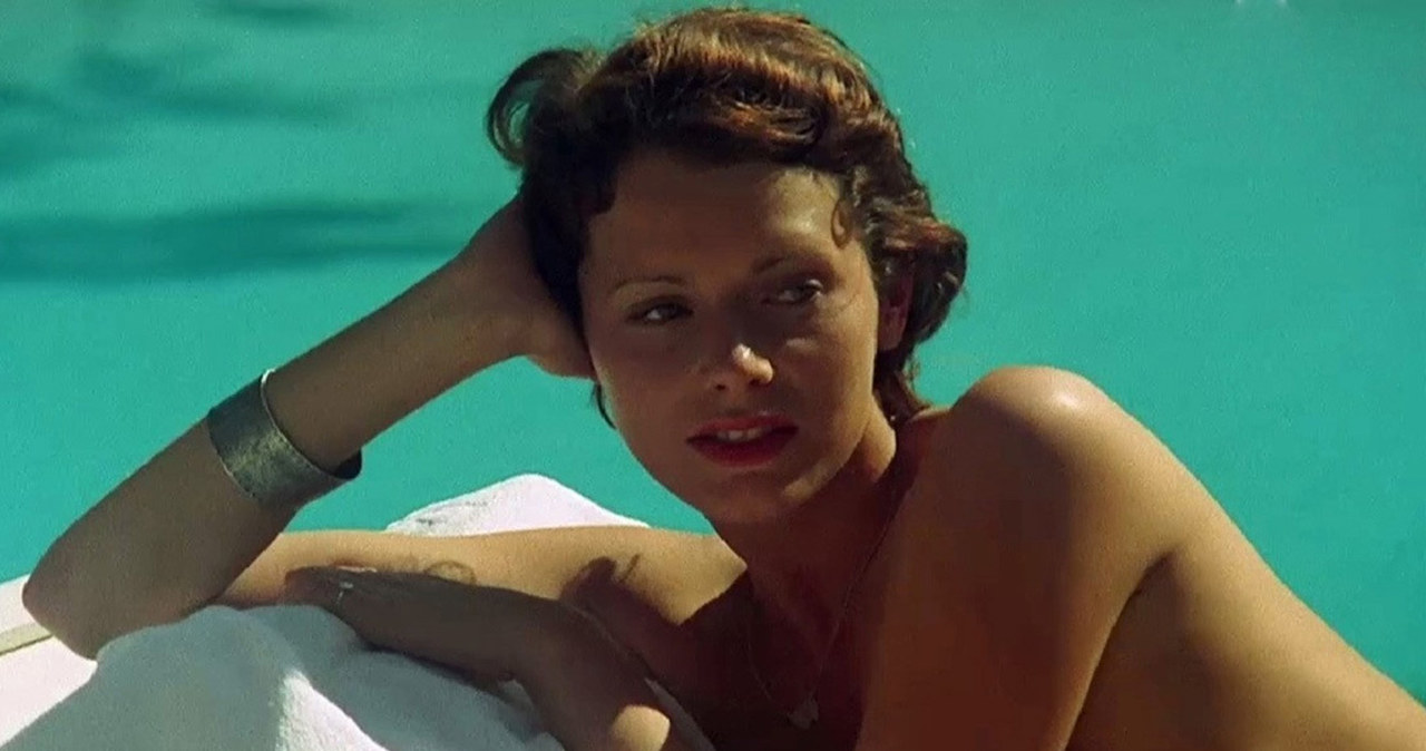 Sylvia Kristel - kadr z filmu "Emmanuelle" /East News