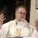 o. Tadeusz Rydzyk Sylwester u o. Rydzyka powraca, już szukają chętnych. Cena może zaskakiwać